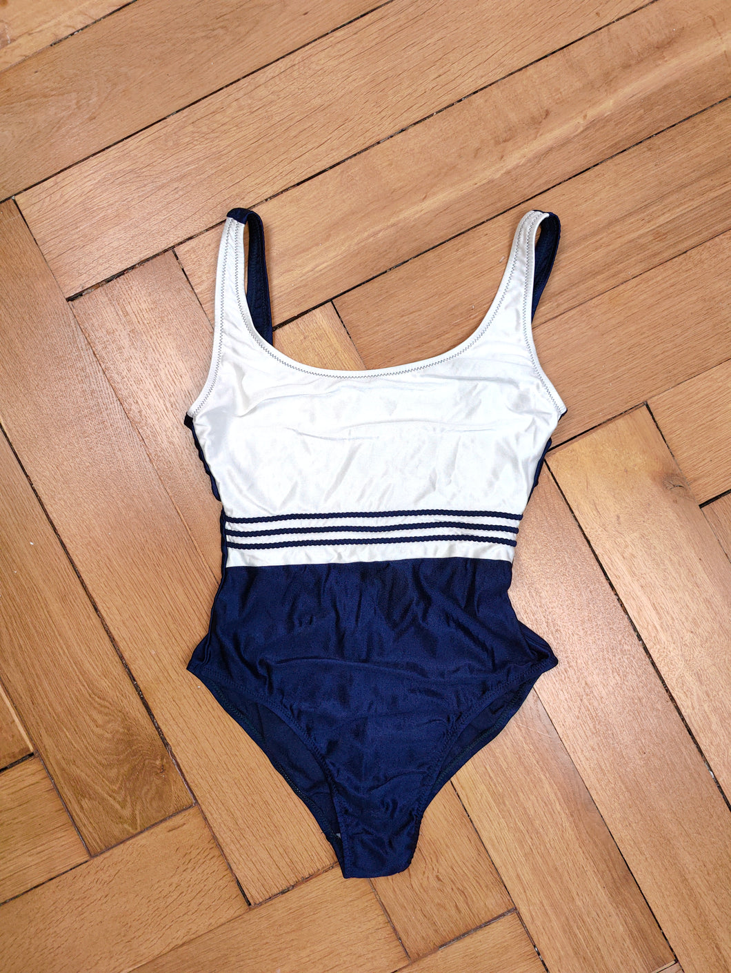 The Swimming Suit Navy Blue White | Vintage second hand Las Olindas bathing swim wear body top S-M