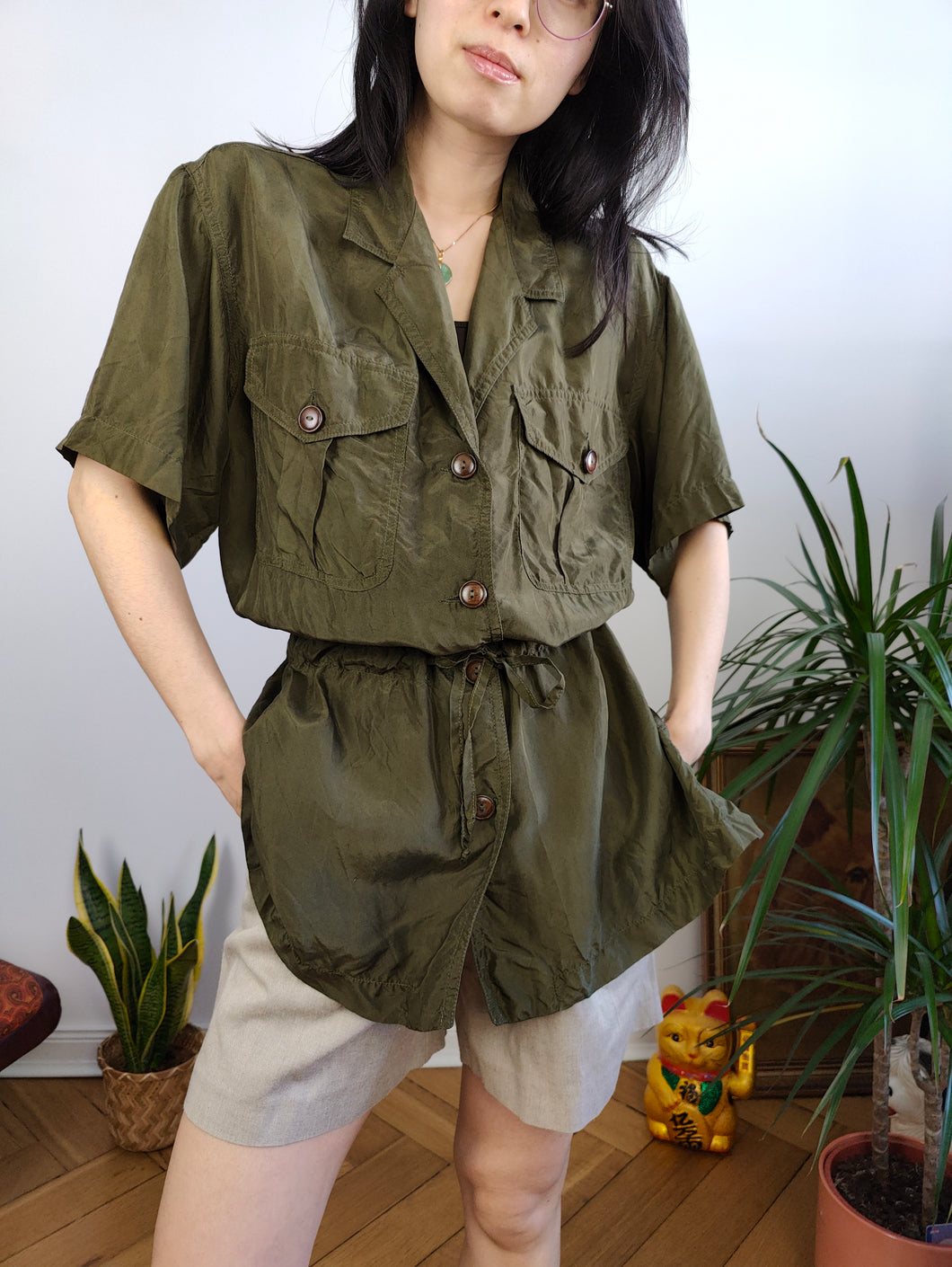 Vintage 100% silk shirt blouse khaki green short sleeve waist cord plain women 44 M