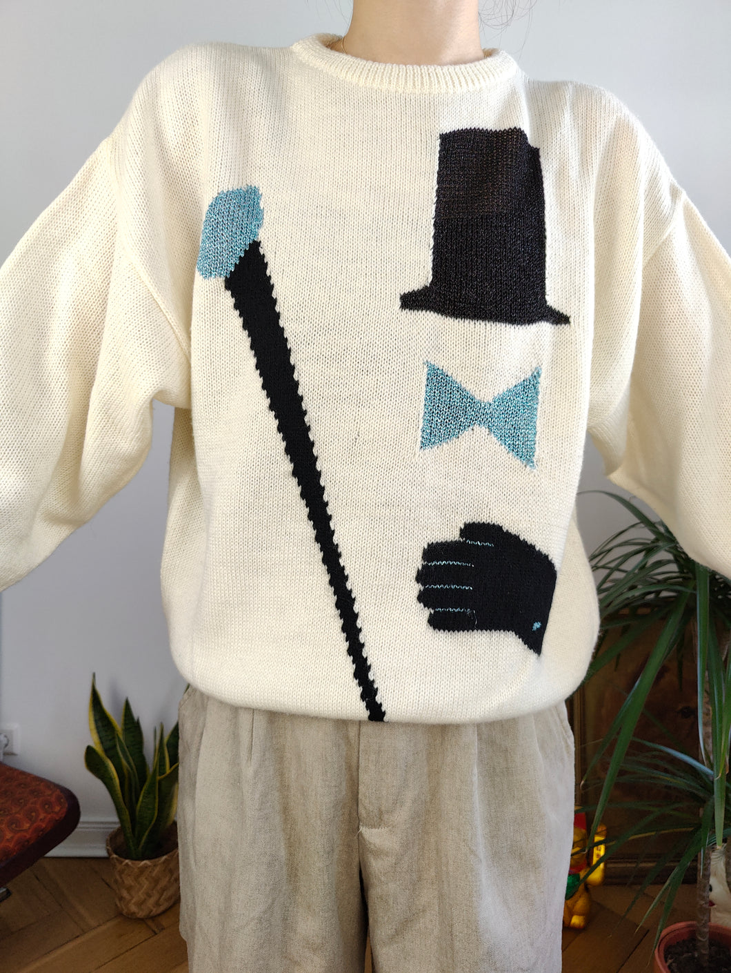 Vintage wool mix white knit knitted sweater fun magician face pattern pullover jumper M