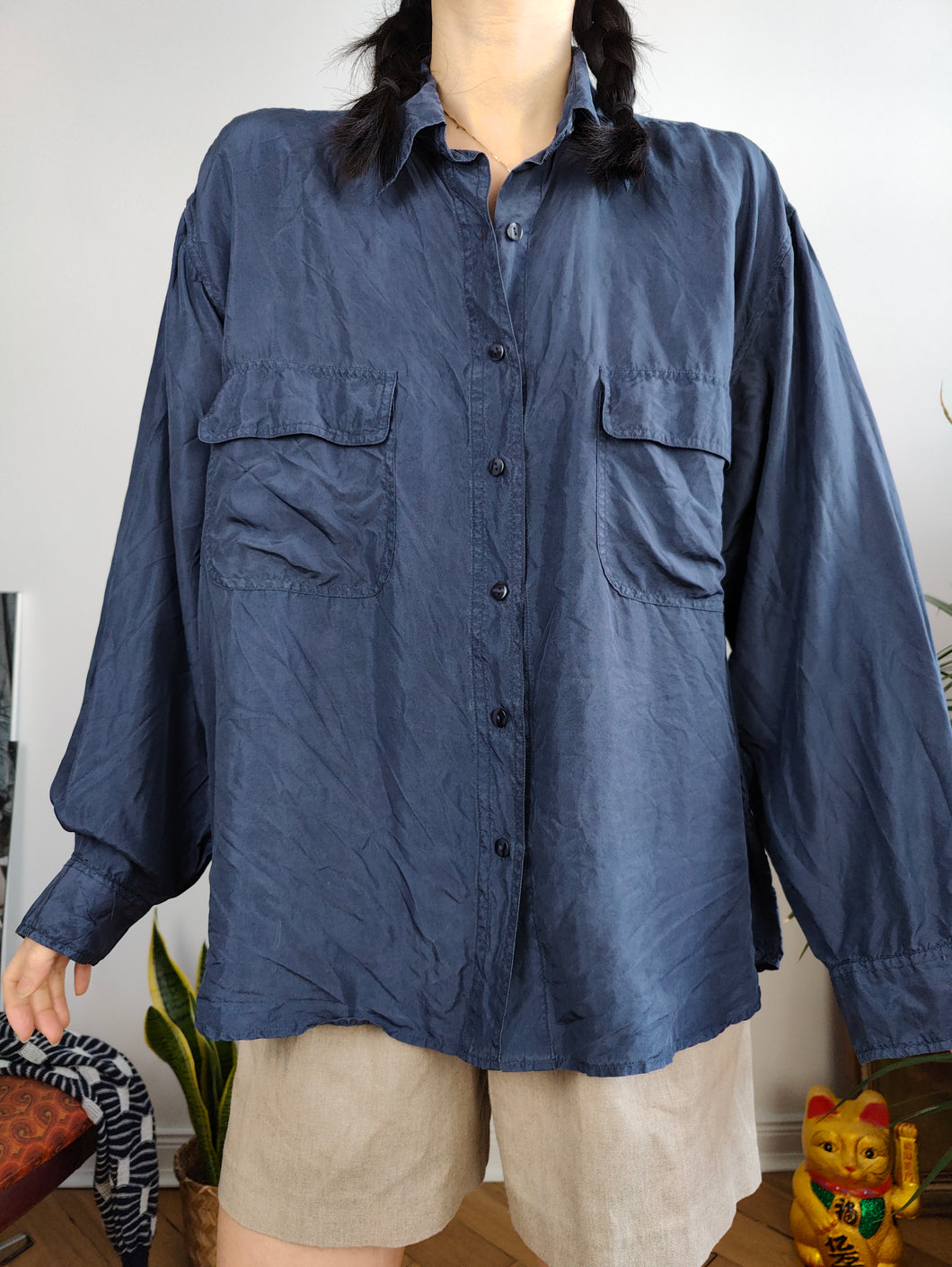 Vintage 100% silk shirt blouse blue navy long sleeve button up plain women Herris Look M-L