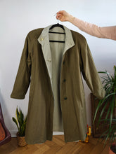 Load image into Gallery viewer, Vintage 2-in-1 reversible trench coat light green khaki lining lined midi mid long women M-L
