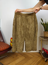 Load image into Gallery viewer, Vintage 100% suede leather skirt brown khaki green penil midi long 44 S
