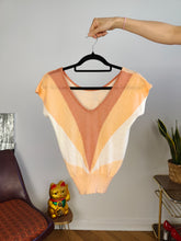 Load image into Gallery viewer, Vintage crochet top beige orange short sleeve knit knitted women XS-S
