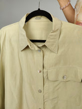Load image into Gallery viewer, Vintage 100% silk shirt blouse mint sage green long sleeve button up plain Gira Puccino 46 L
