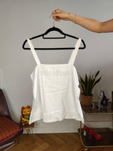 Load image into Gallery viewer, Vintage cotton spaghetti strap top white sleeveless floral embroidery 42 M-L
