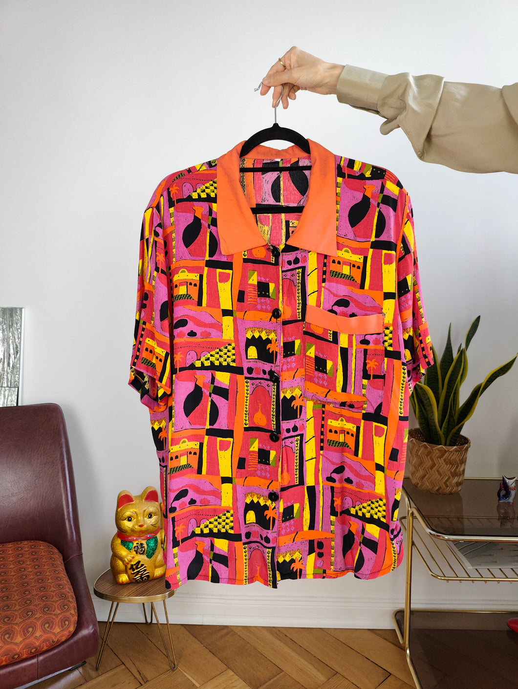 Vintage viscose shirt blouse crazy art print pattern red orange short sleeve unisex M-L
