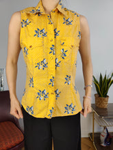 Load image into Gallery viewer, Vintage Lee sleeveless vest top cotton floral flower print pattern button up yellow S
