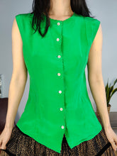 Load image into Gallery viewer, Vintage silk sleeveless top button up green women S
