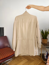 Load image into Gallery viewer, Vintage 100% silk blouse jacket blouson parka beige women Cardellino L
