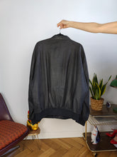 Load image into Gallery viewer, Vintage 100% leather bomber jacket black coat Christ unisex women men XL-XXL
