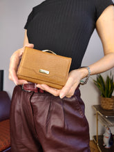 Load image into Gallery viewer, Vintage leather wallet purse portemonnaie brown Saddler
