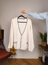 Load image into Gallery viewer, Vintage cotton cardigan M L | white college cable knit knitted jacket women
