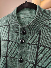 Load image into Gallery viewer, Vintage alpaca wool cardigan M | green check pattern knit knitted sweater jacket women
