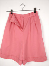 Load image into Gallery viewer, The Pink Culottes | Vintage culottes shorts bermuda pink S
